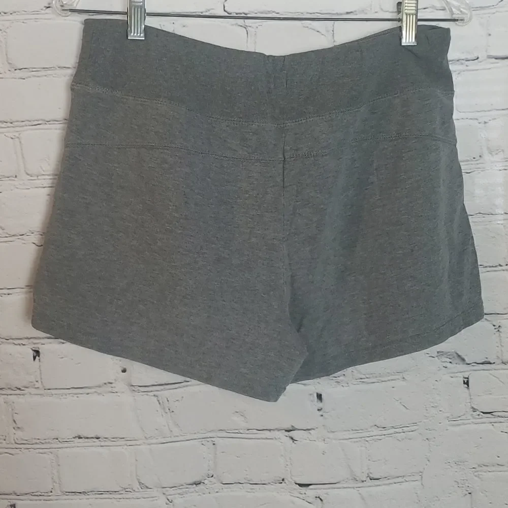 Reebok  Shorts‎